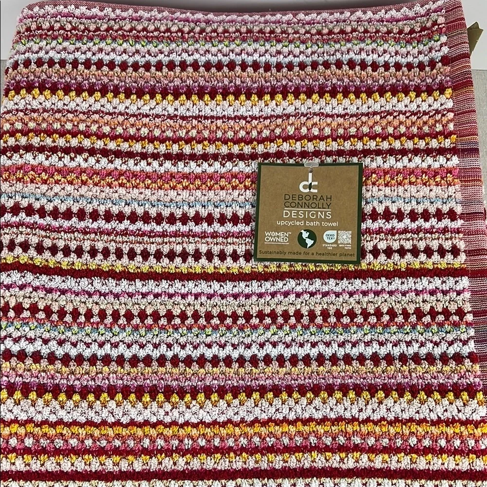 Deborah Connolly Bath Towel Set Striped Red and Pink 100% Cotton 2 Pc Set NEW